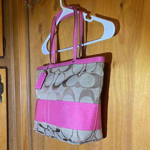 Coach Purse - Picture 7 of 15